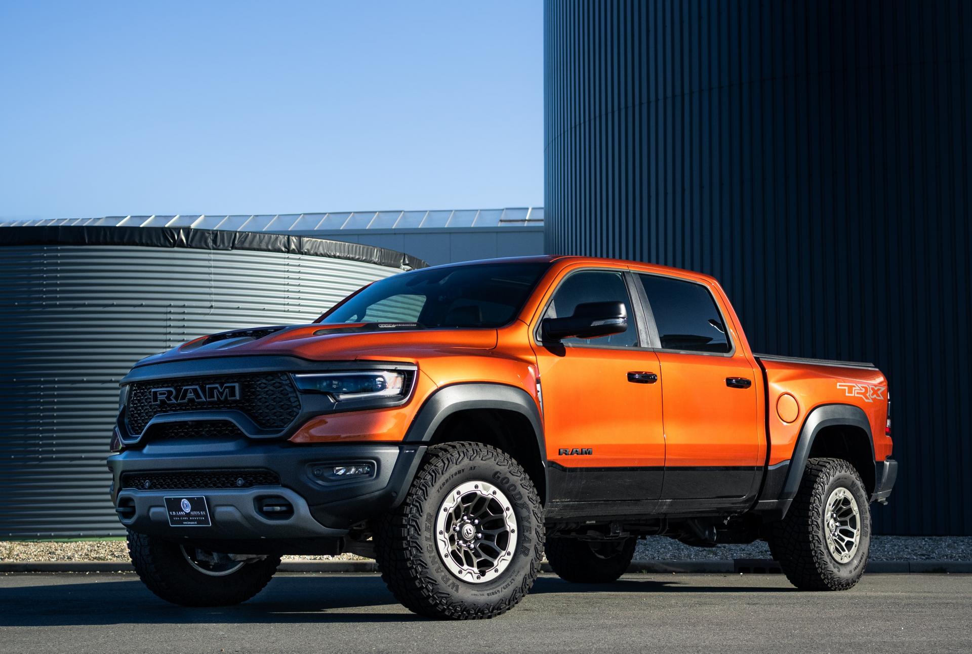 Model Details Image 1